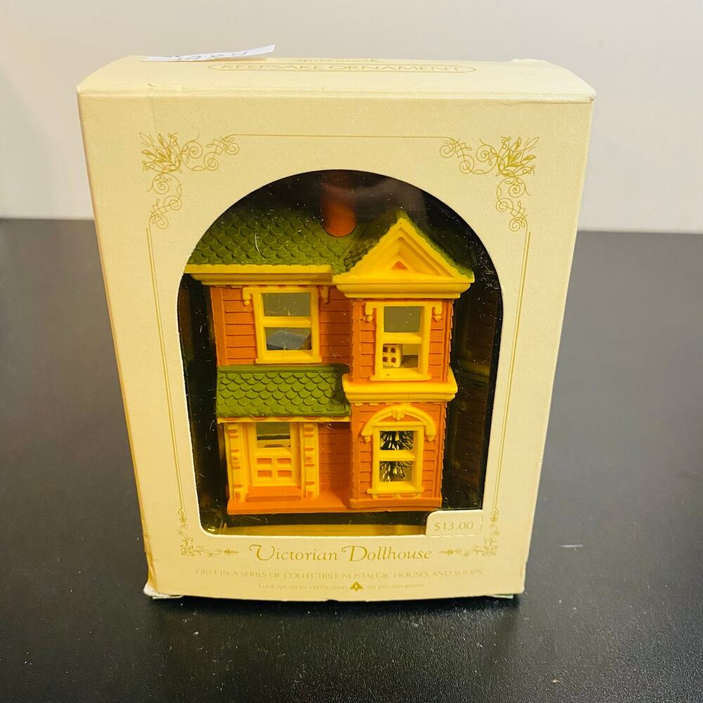 1984 Hallmark Victorian Dollhouse Ornament Nostalgic Houses #1 Boxed QX4481 VTG